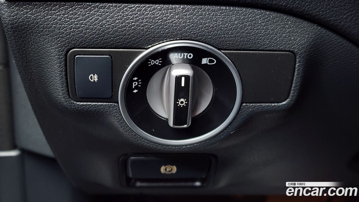 Mercedes-Benz CLA-Class 2018