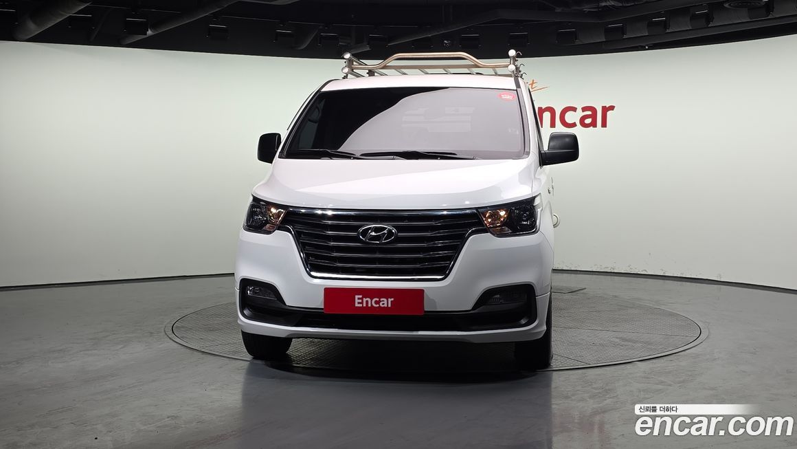 Hyundai Starex 2021