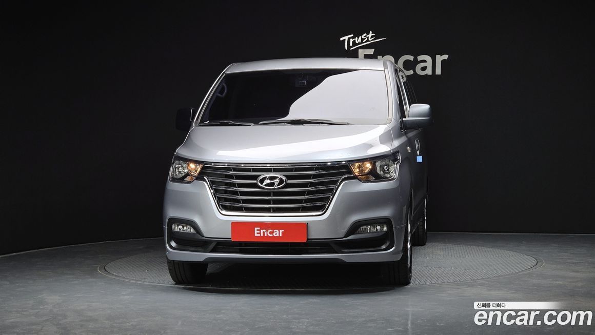 Hyundai Starex 2019