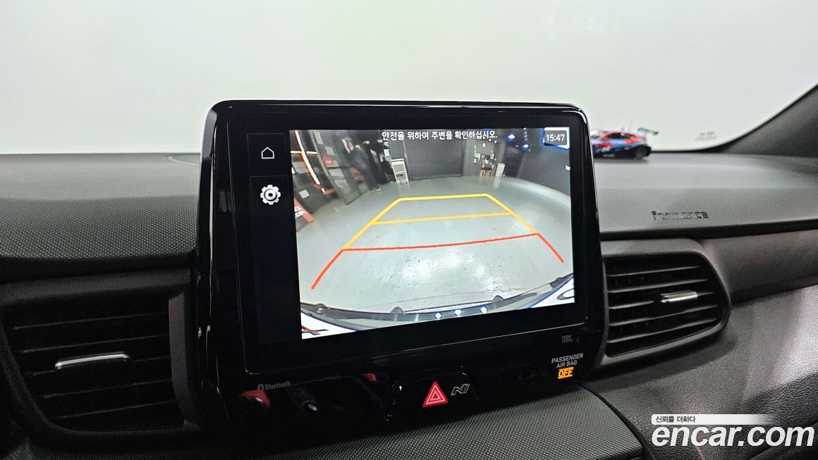 Hyundai Veloster 2021