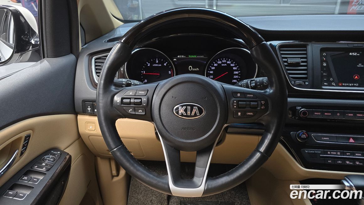 Kia Canival 2019