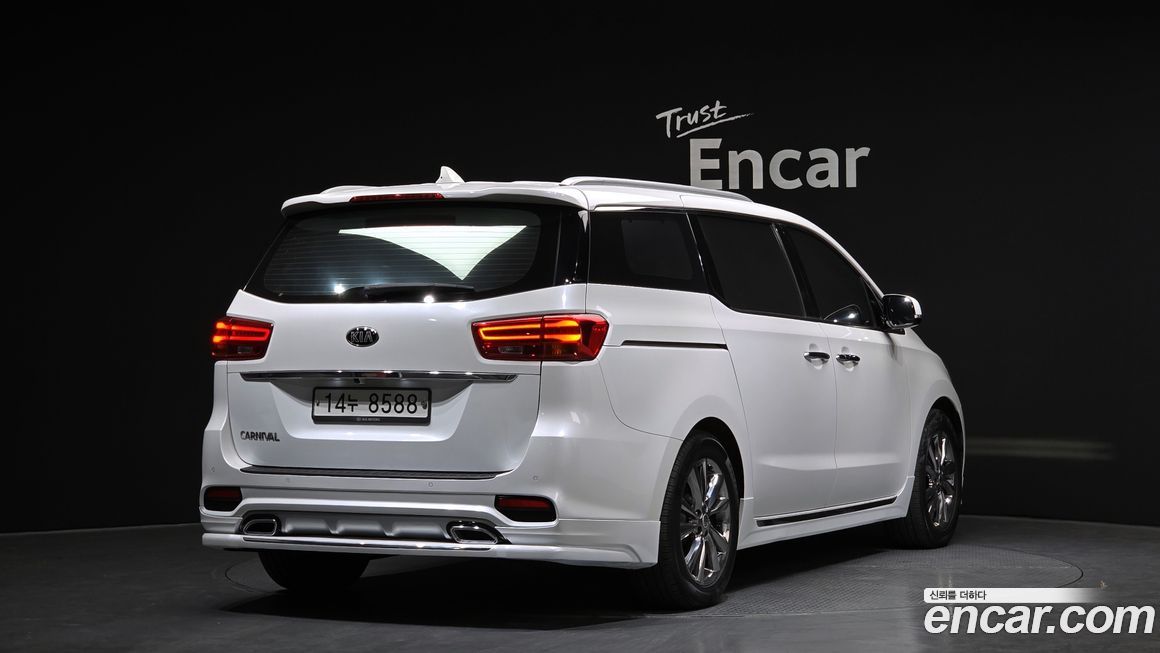 Kia Canival 2019