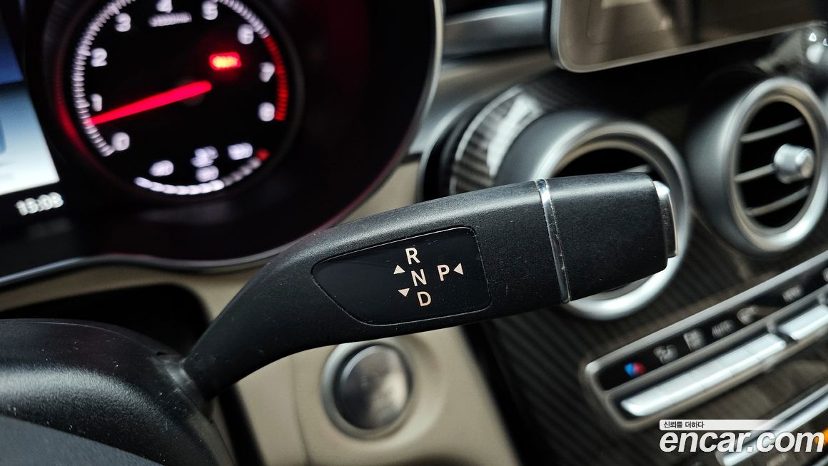 Mercedes-Benz GLC-Class 2017