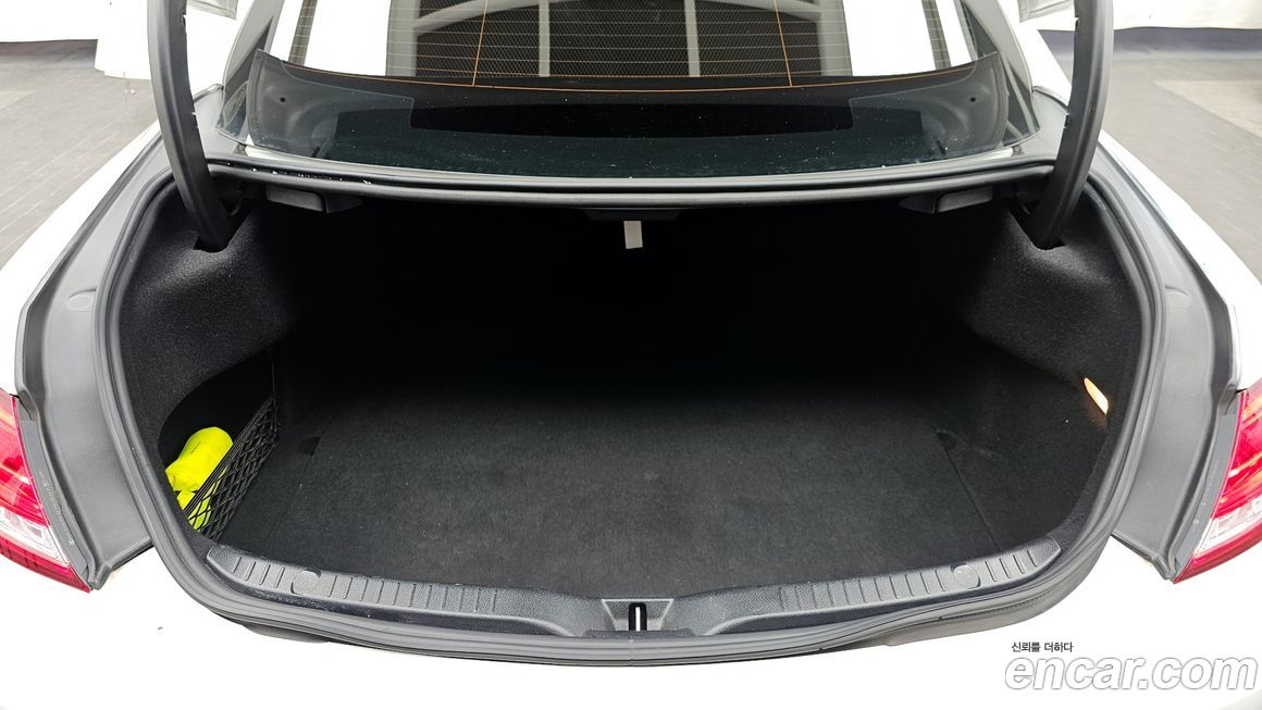 Mercedes-Benz C-Class 2017