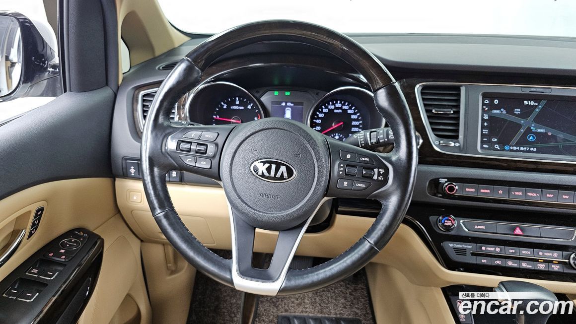 Kia Canival 2019
