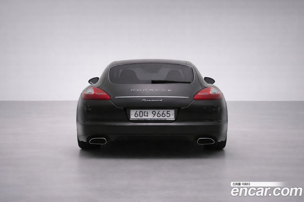 Porsche Panamera 2012