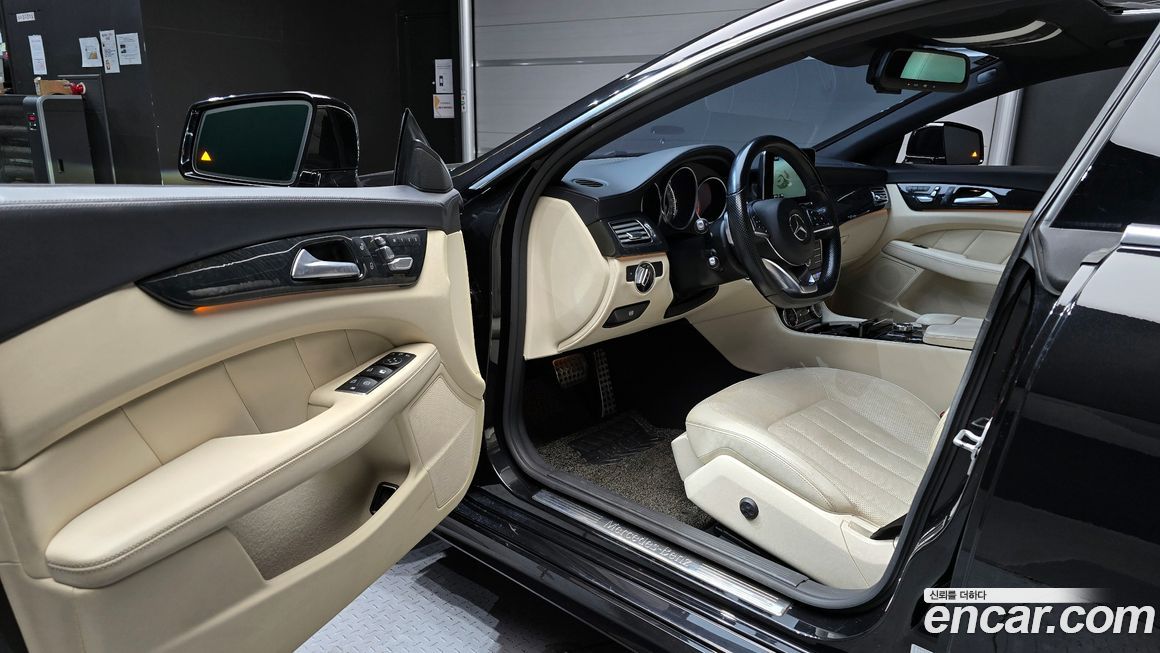 Mercedes-Benz CLS-Class 2015