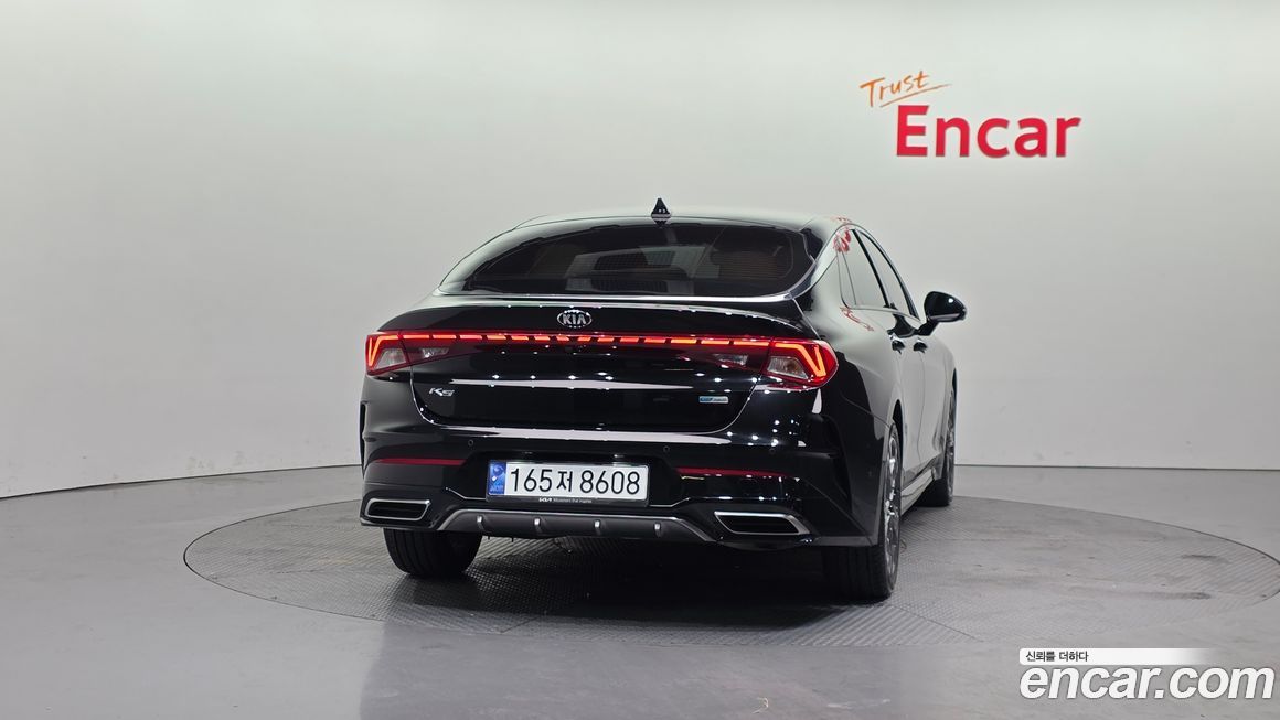 Kia K5 2021