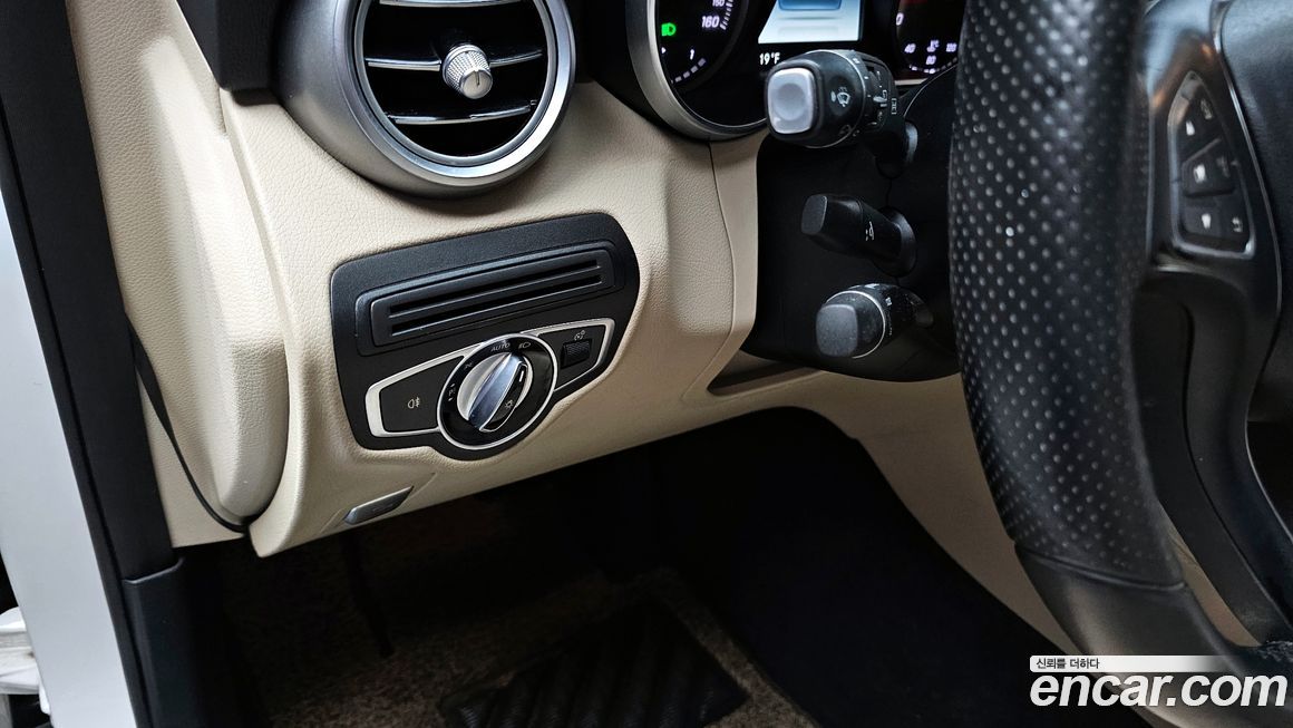 Mercedes-Benz GLC-Class 2017