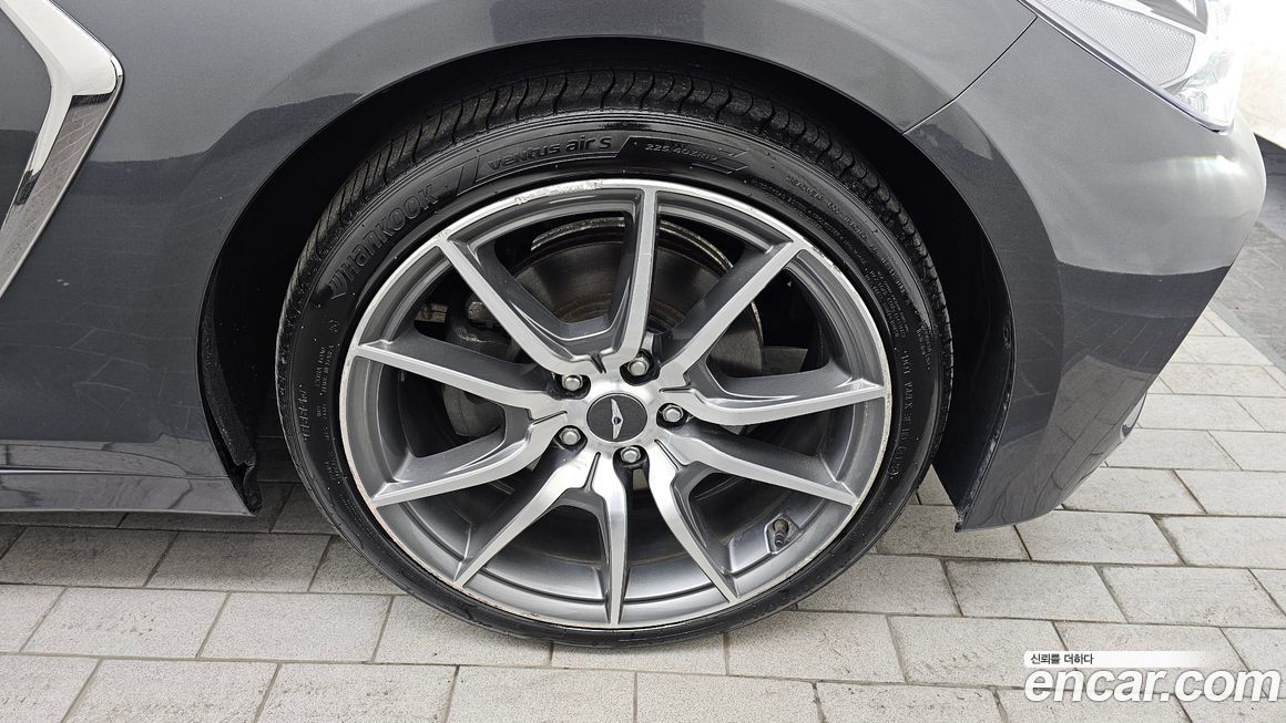 Genesis G70 2020