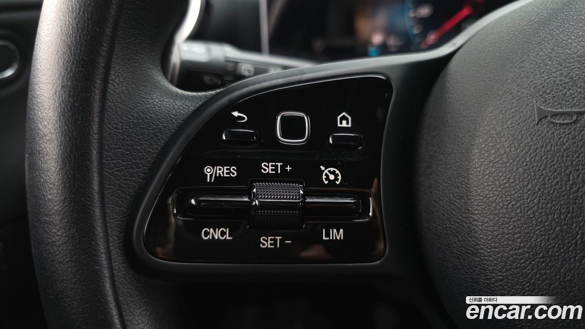 Mercedes-Benz A-Class 2019