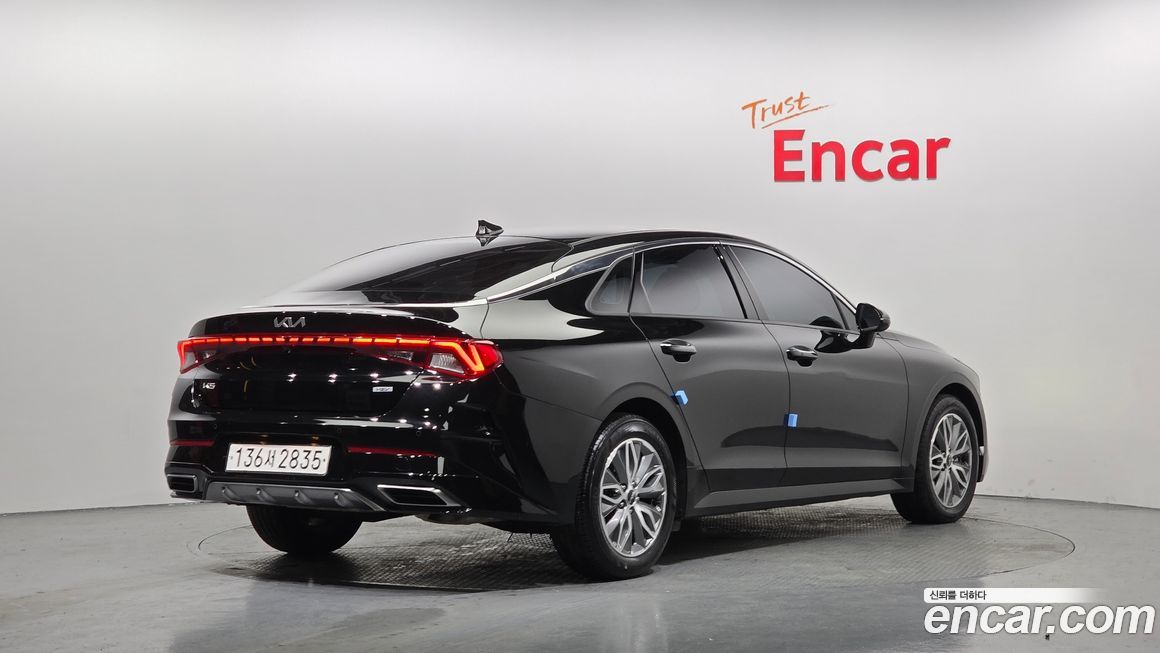 Kia K5 2023