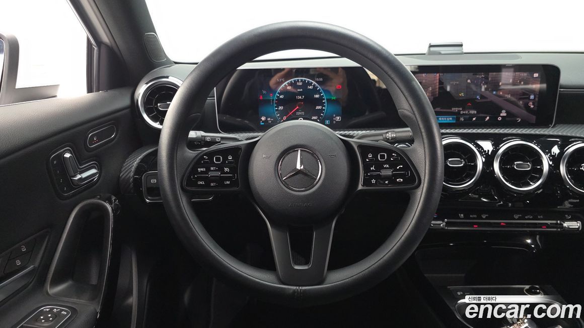 Mercedes-Benz A-Class 2019