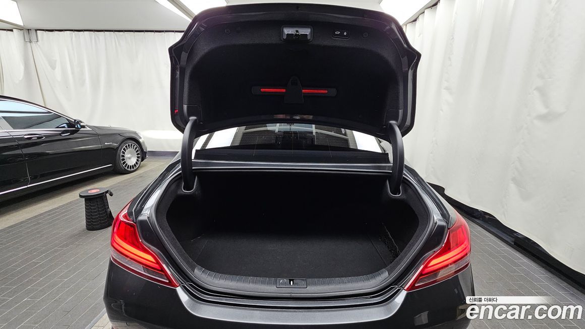 Genesis G70 2020
