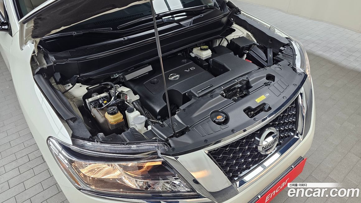 Nissan Pathfinder 2016