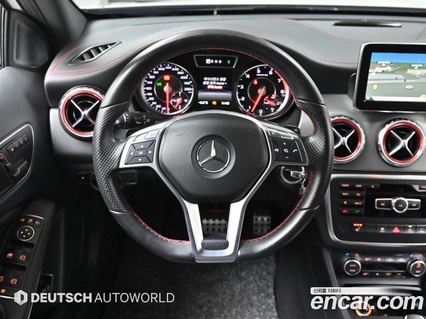 Mercedes-Benz GLA-Class 2015