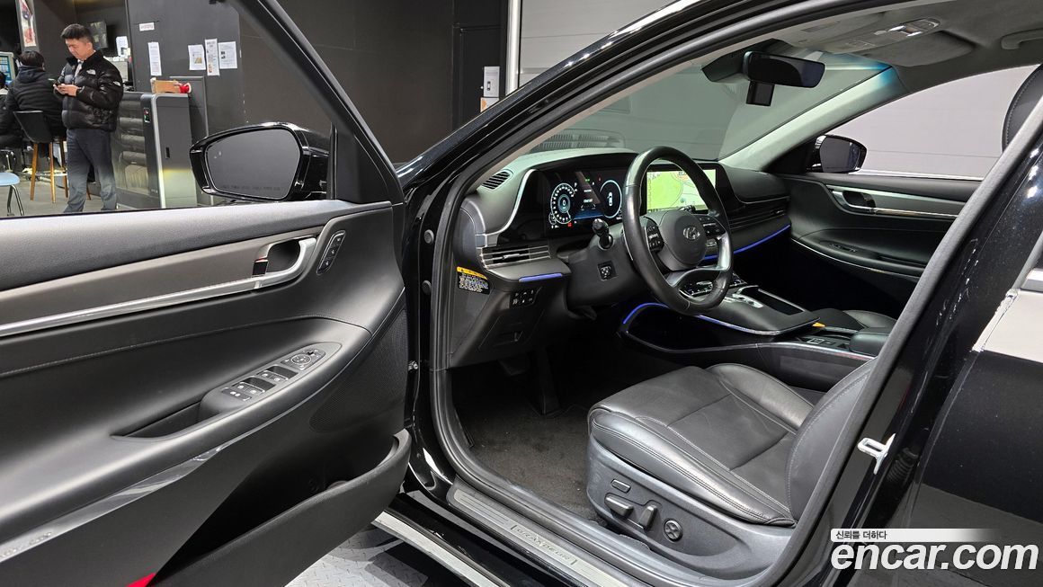 Hyundai Grandeur 2020