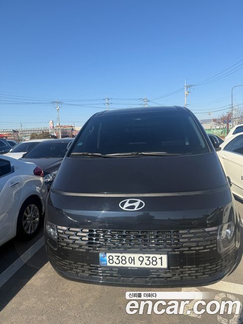 Hyundai Staria 2025