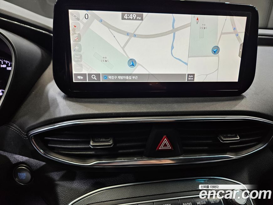 Hyundai Santafe 2022