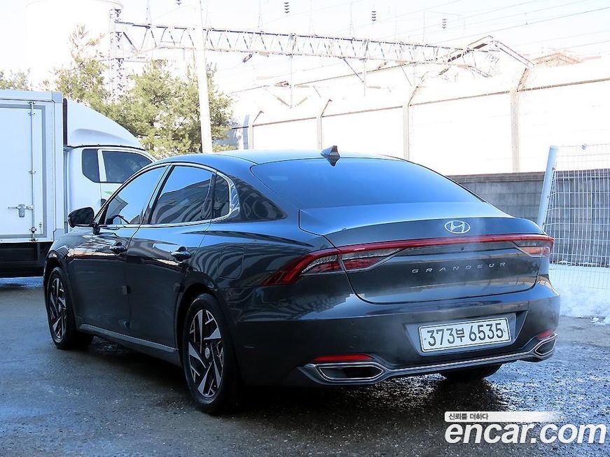 Hyundai Grandeur 2022