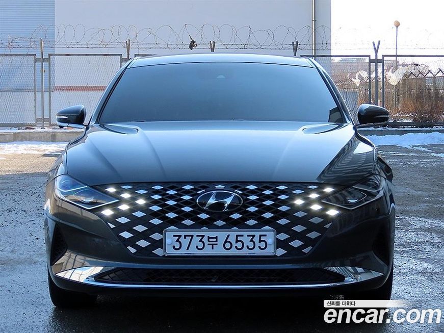Hyundai Grandeur 2022