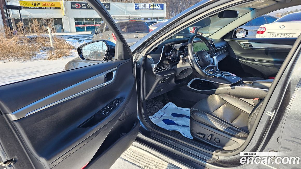 Hyundai Grandeur 2021