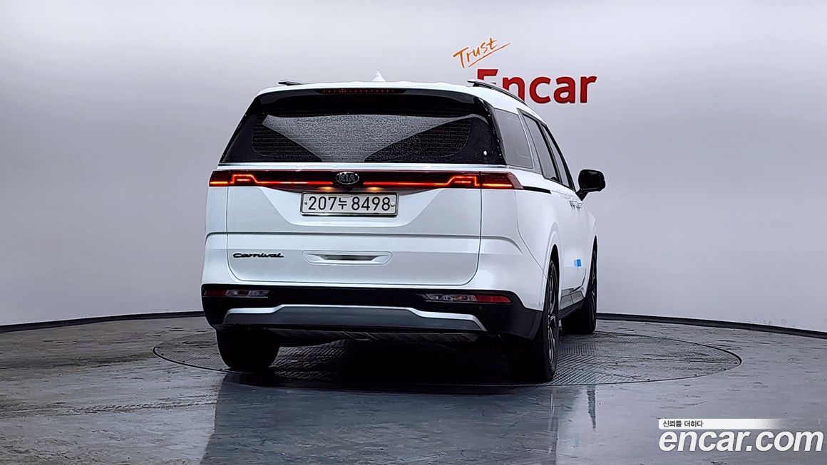 Kia Canival 2021