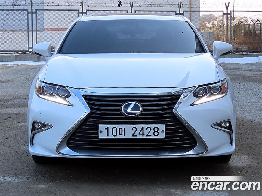 Lexus ES 2018