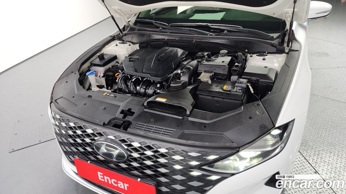 Hyundai Grandeur 2022