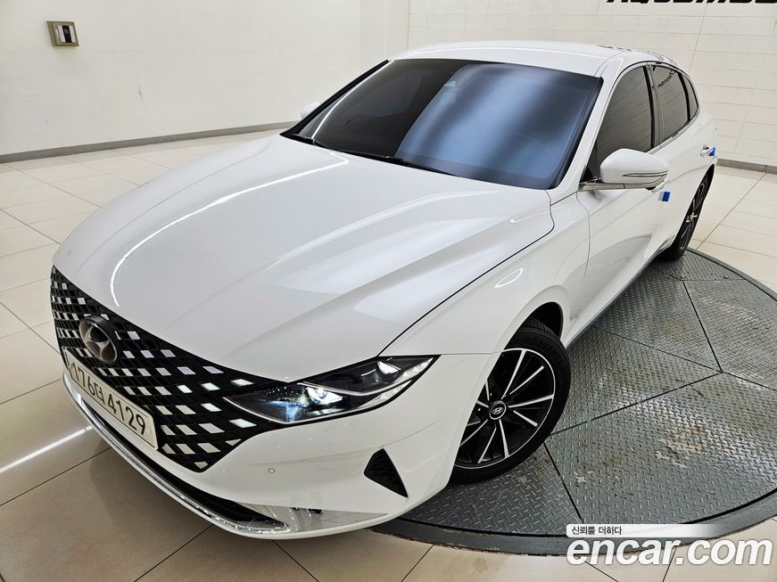 Hyundai Grandeur 2021