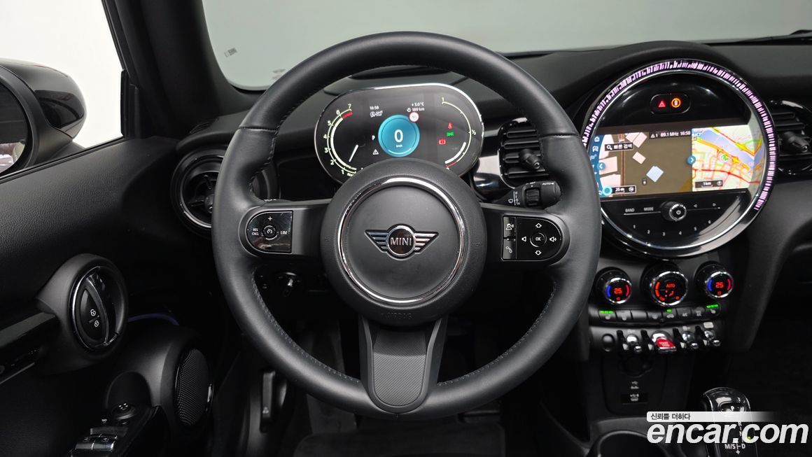 Mini Cooper Convertible 2022