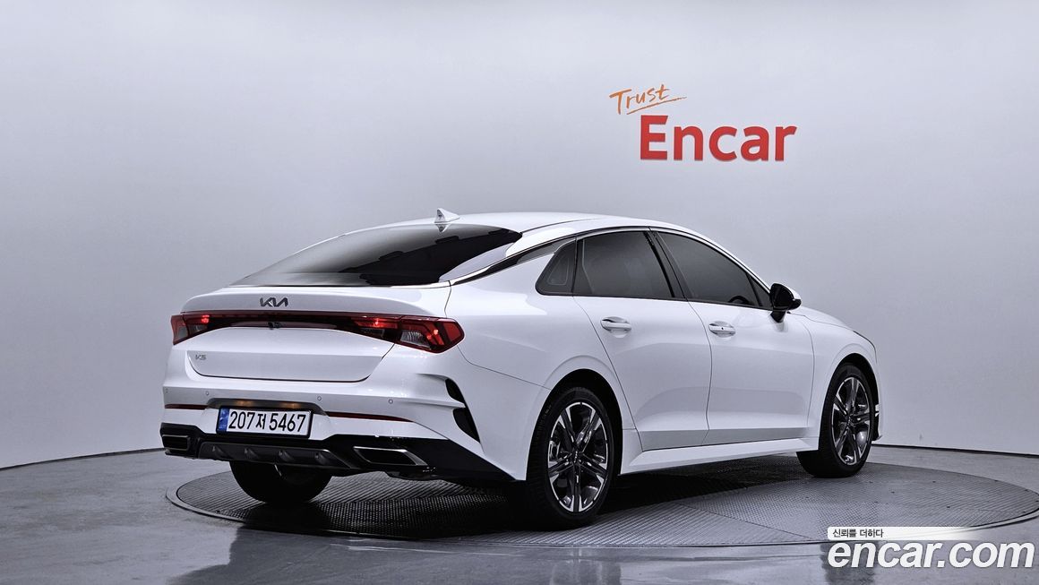 Kia K5 2023