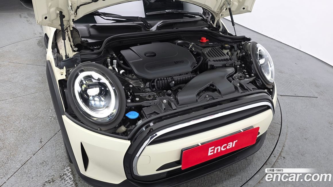 Mini Cooper Convertible 2022