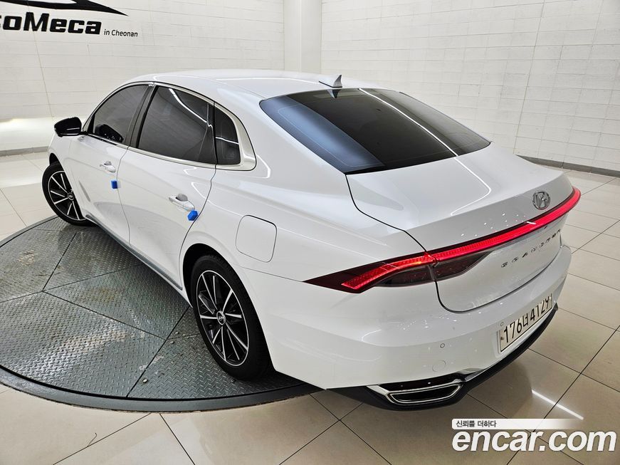 Hyundai Grandeur 2021