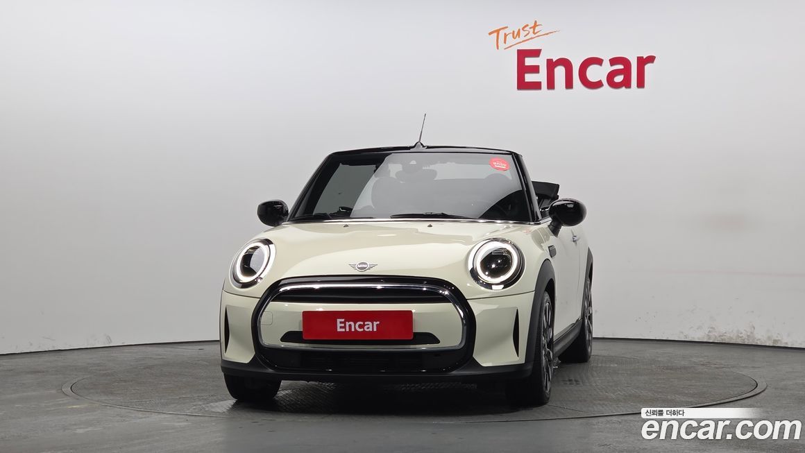 Mini Cooper Convertible 2022