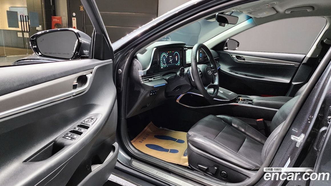 Hyundai Grandeur 2020