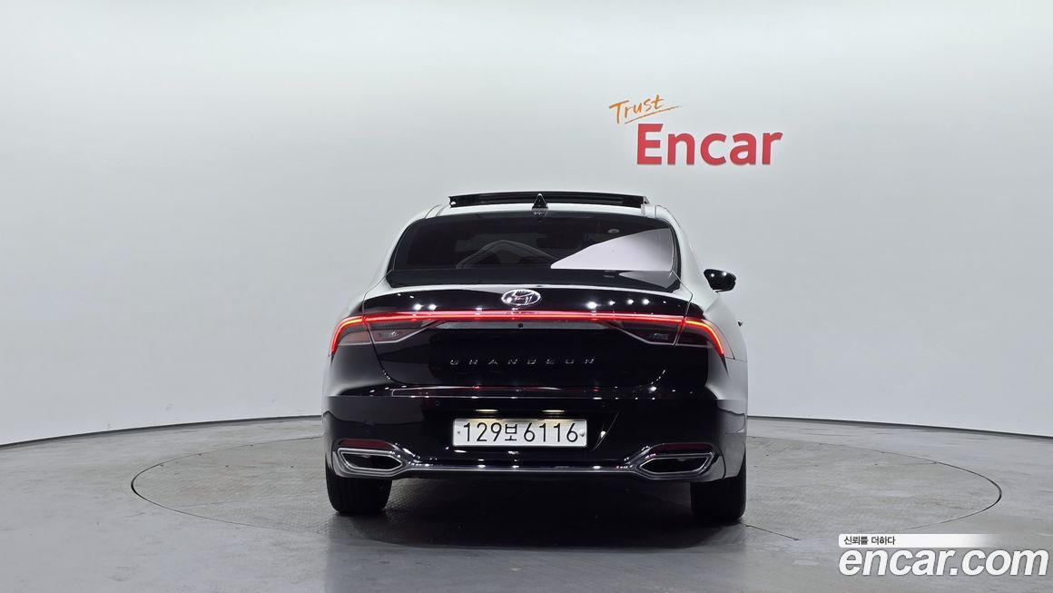 Hyundai Grandeur 2022