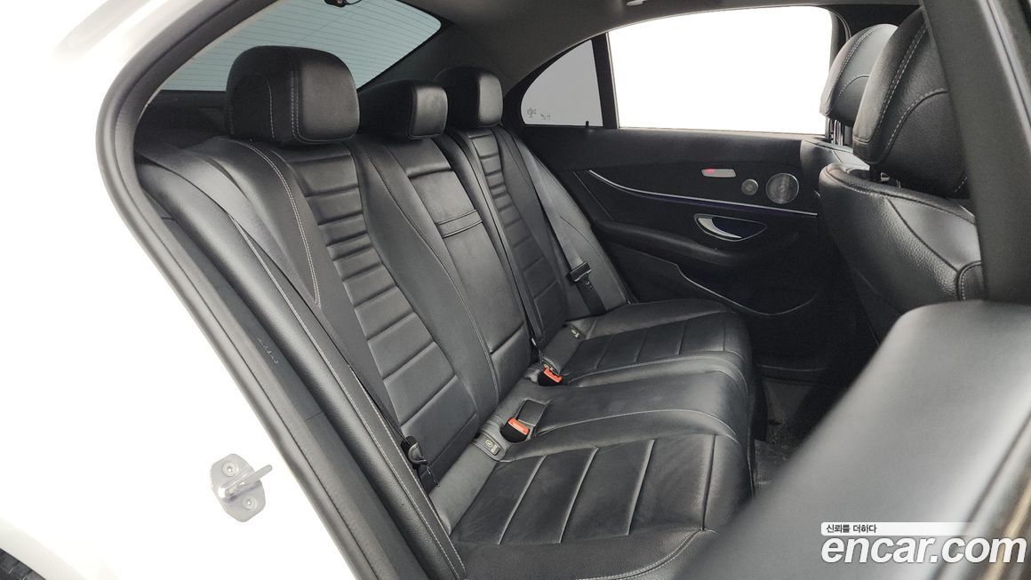 Mercedes-Benz E-Class 2018