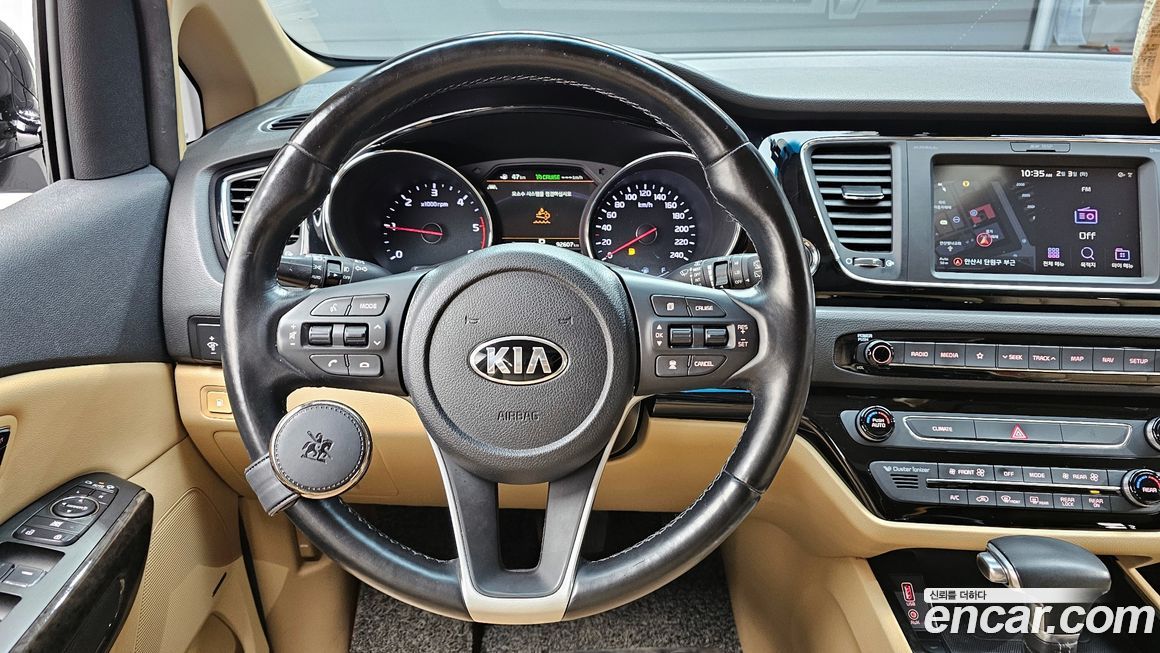 Kia Canival 2019
