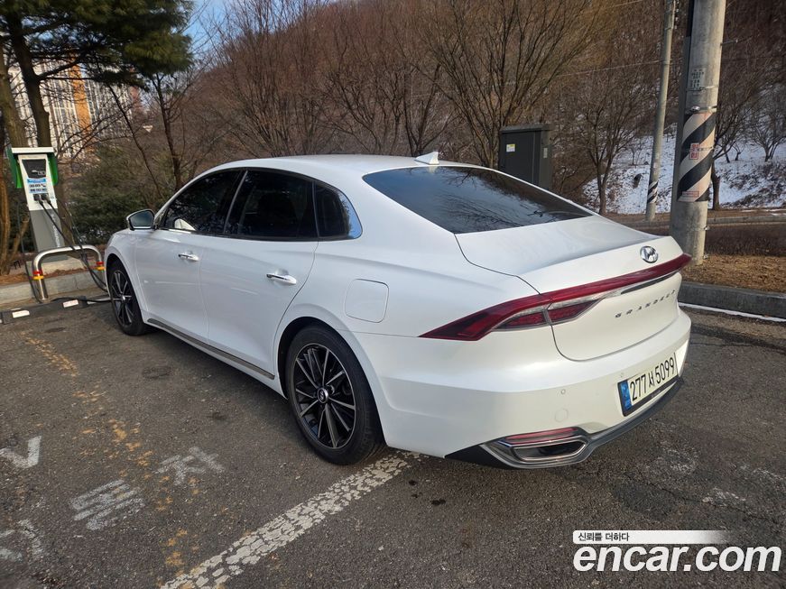 Hyundai Grandeur 2021