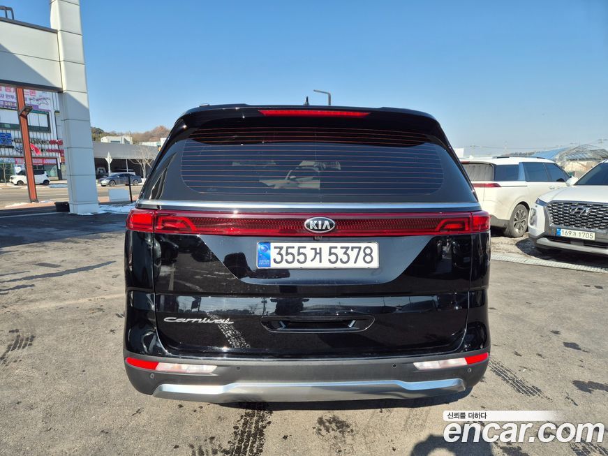 Kia Canival 2021