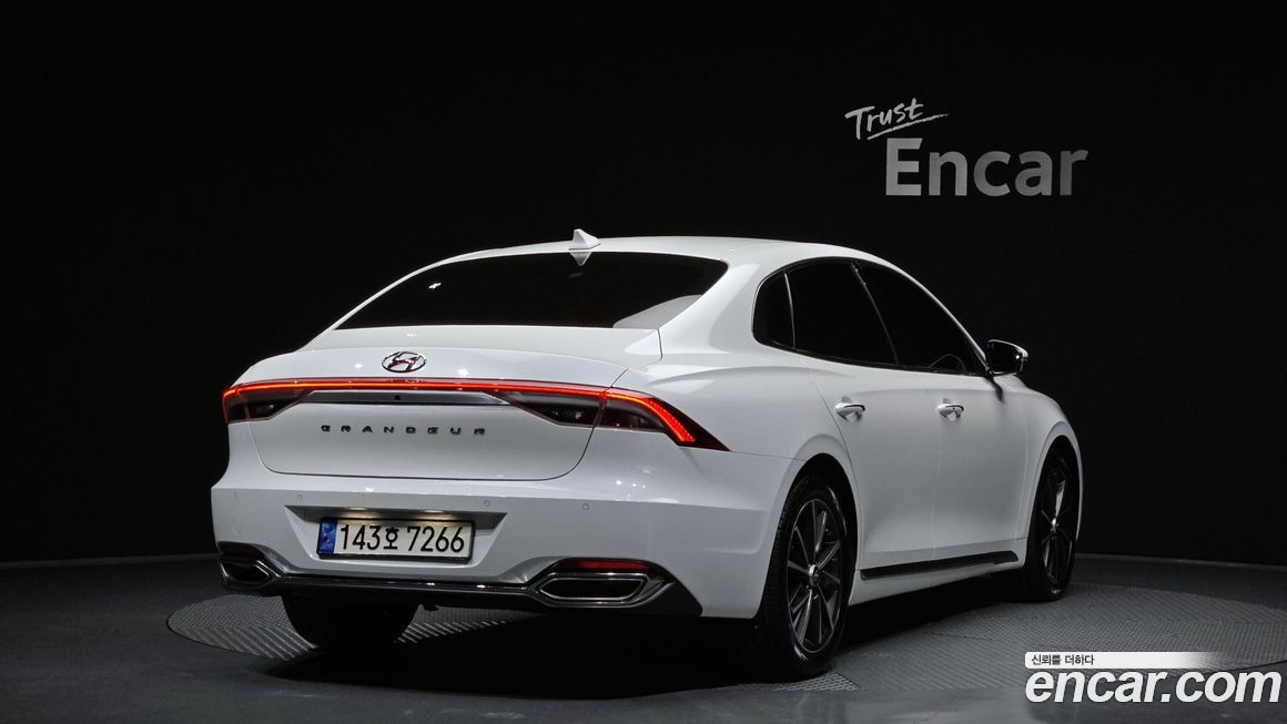 Hyundai Grandeur 2022