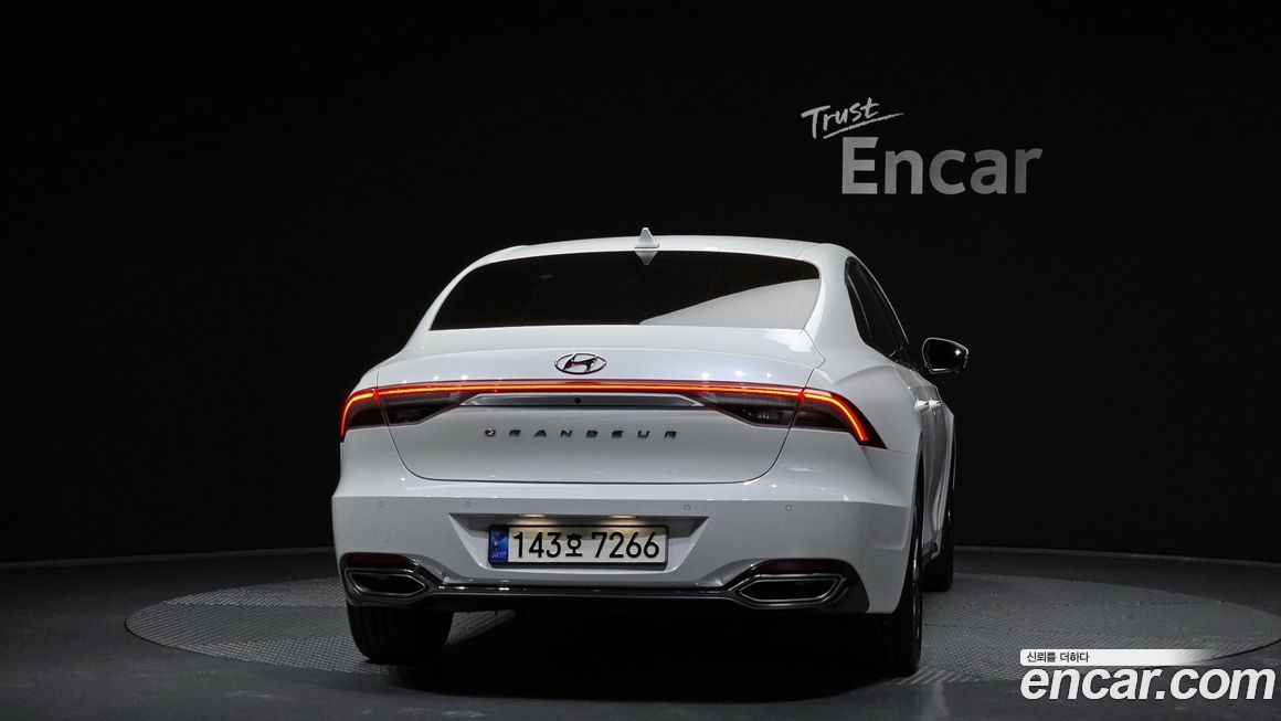 Hyundai Grandeur 2022