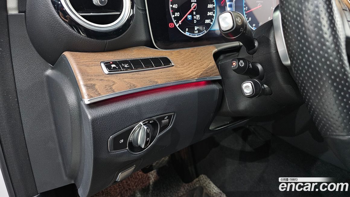 Mercedes-Benz E-Class 2018