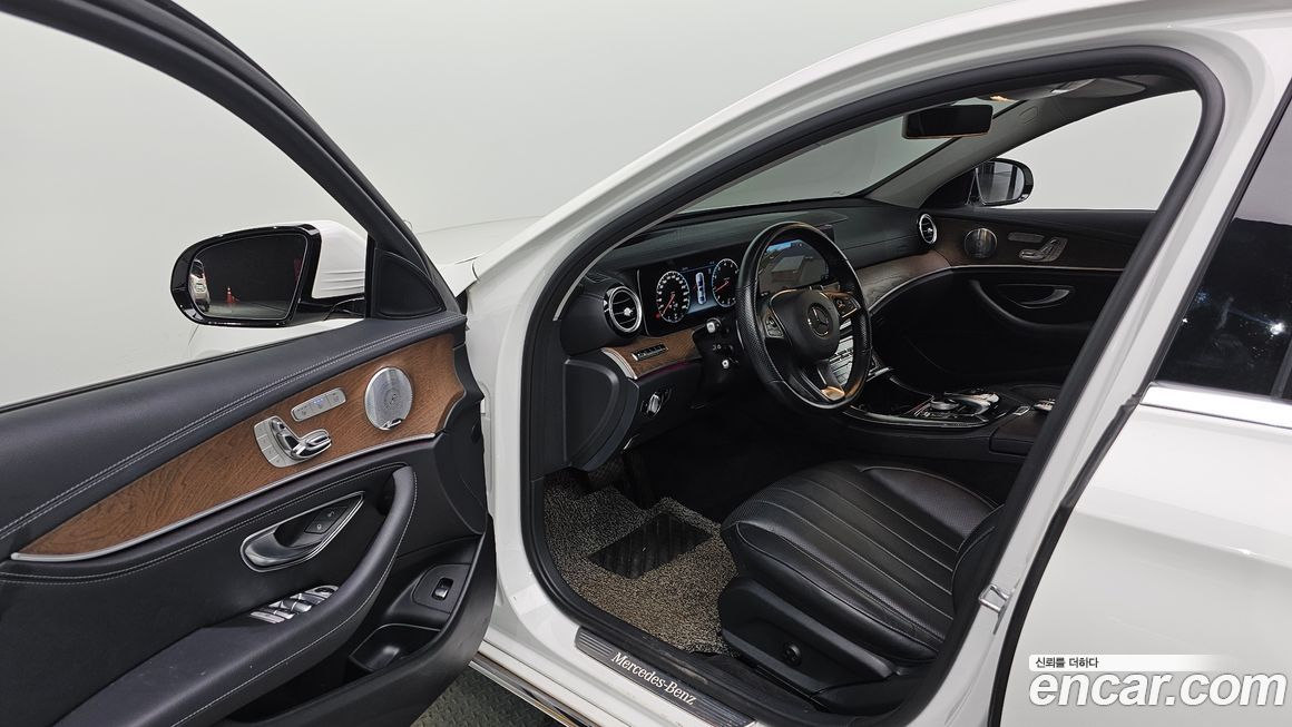 Mercedes-Benz E-Class 2018