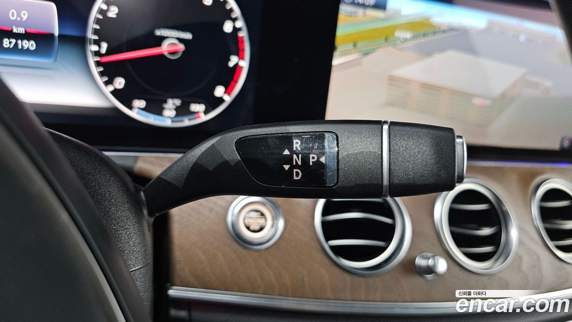 Mercedes-Benz E-Class 2018