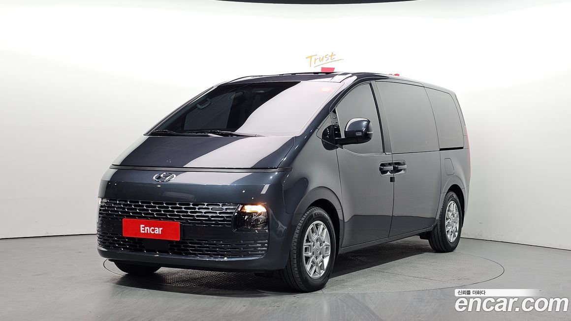 Hyundai Staria 2022