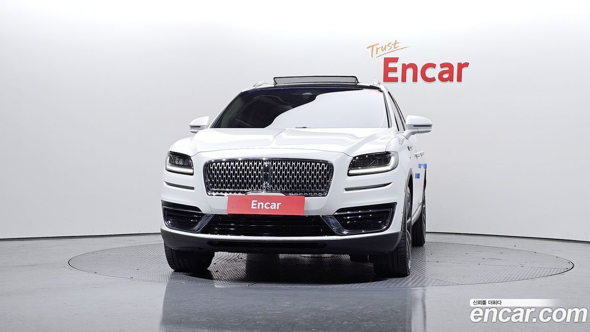 Lincoln Nautilus 2020