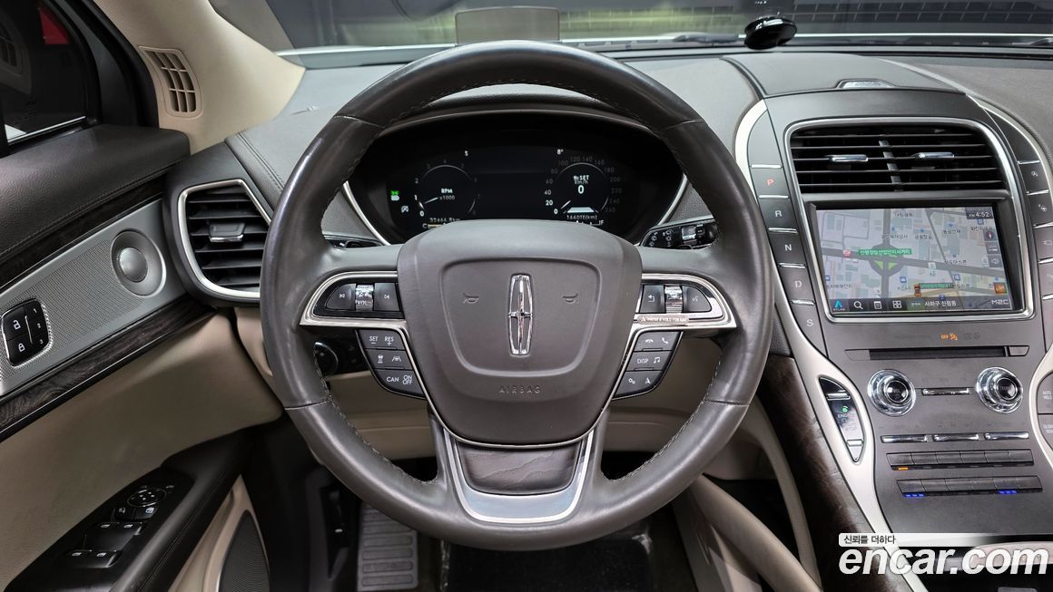 Lincoln Nautilus 2020