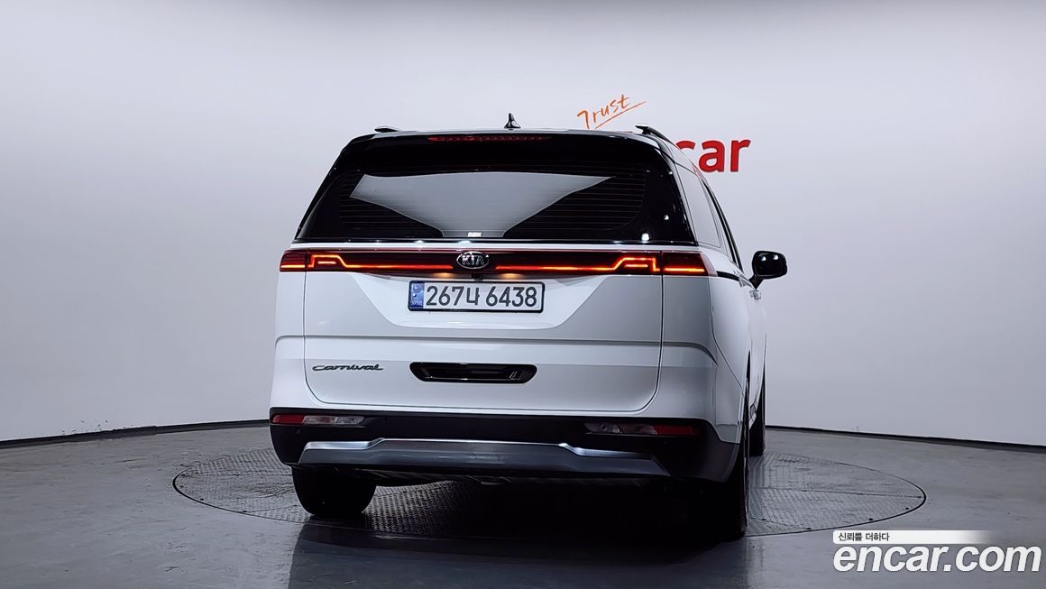 Kia Canival 2021